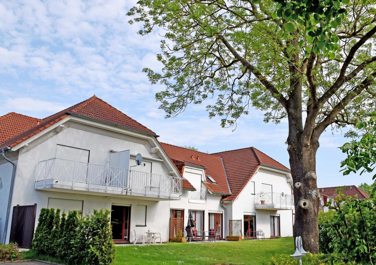Ferienwohnung Mit Terrasse Gustow  Habitación foto